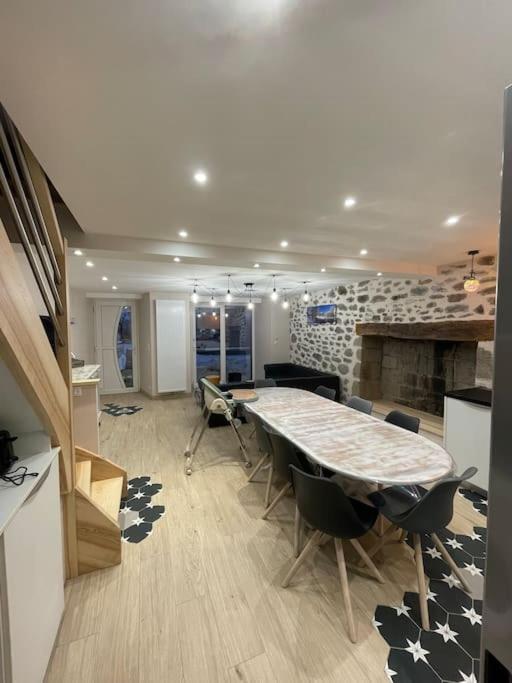 Villa Joli Gite Au Coeur Du Cezallier 3Etoiles Landeyrat Exterior foto